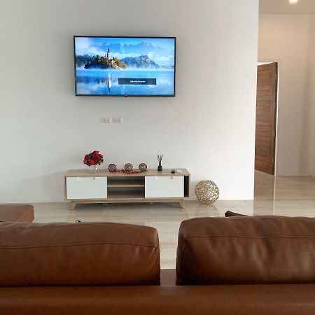 Private New Pool Villa Near Laguna Банг Тао Бийч Екстериор снимка